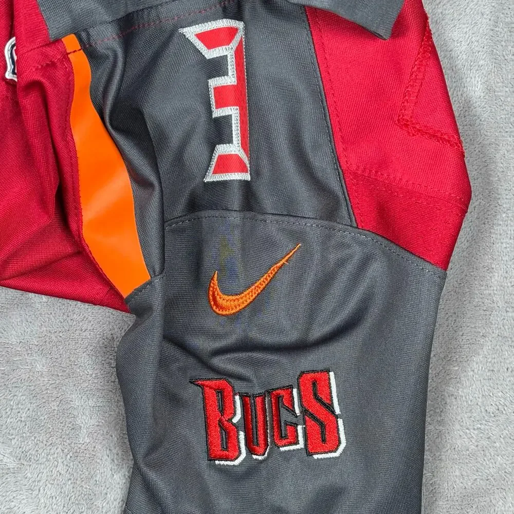 Nike Jameis Winston #3 Tampa Bay Buccaneers Youth M 10/12 NFL Football Jersey